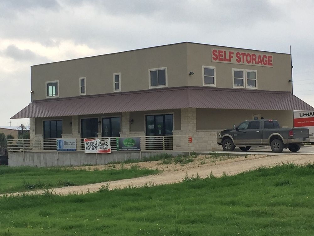 8210 N Interstate 35, New Braunfels, TX 78130